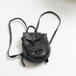 90s Vintage Black Leather Women's Backpack
